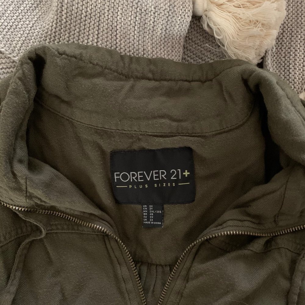 Army Green - Picture 4 of 4